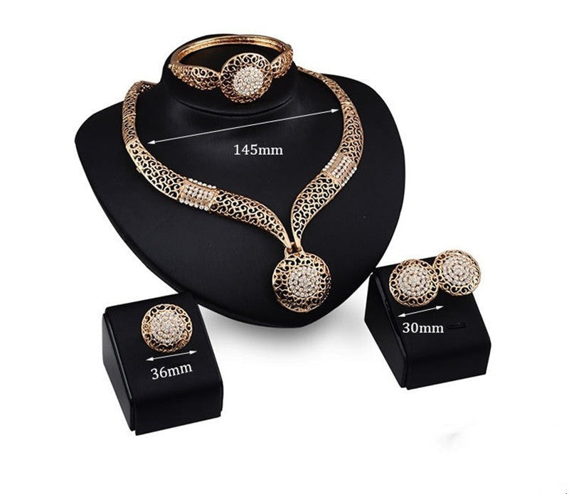 Fashion Necklace Set
