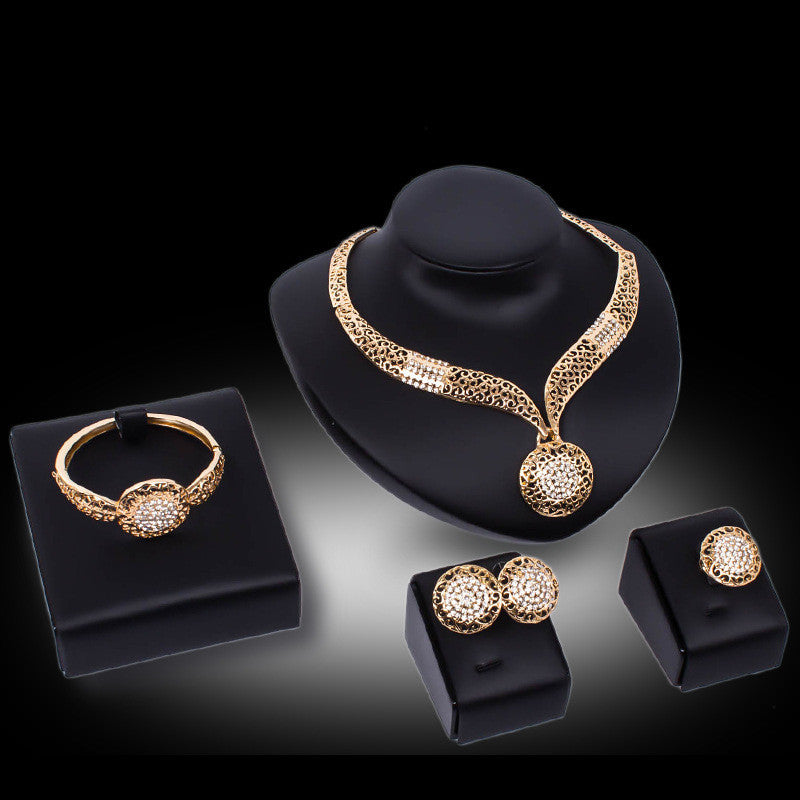 Fashion Necklace Set