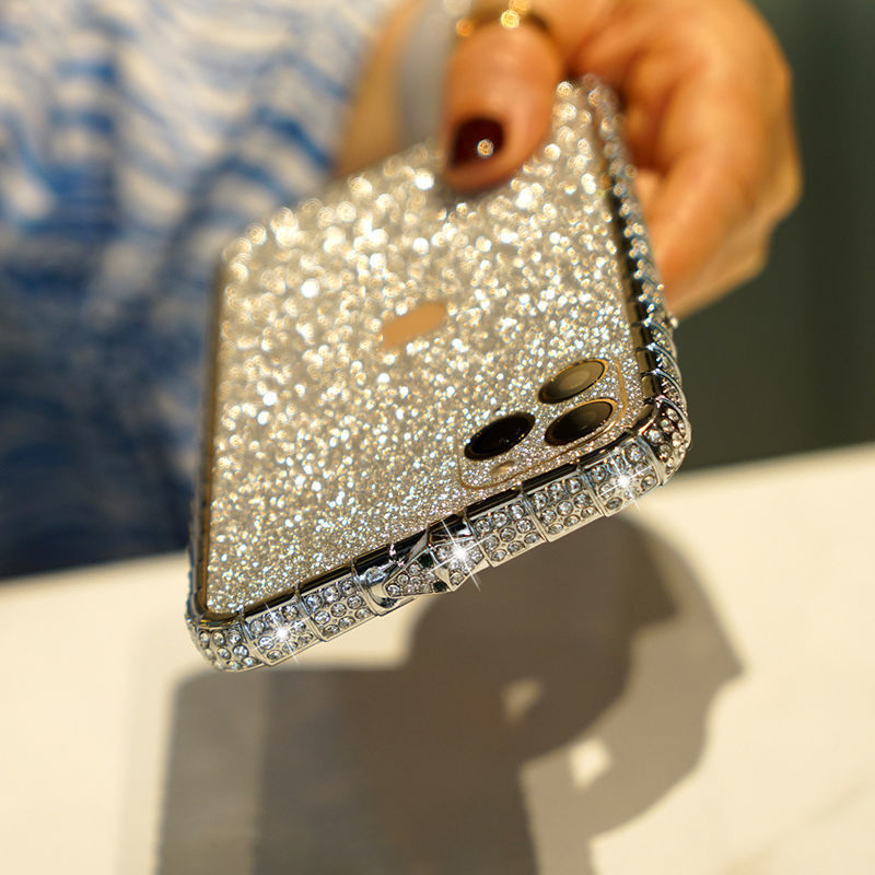 Women's Mobile Phone Case With Diamonds