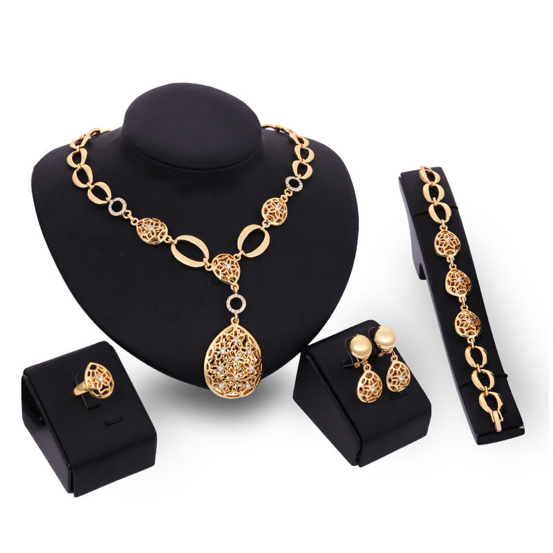 Fashion Necklace Set