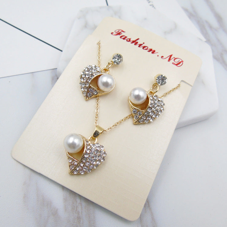 Fashion Peach Heart Pearl Set