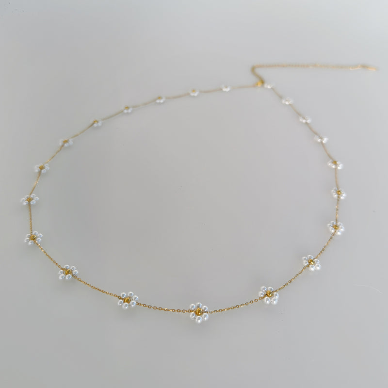 Pearl Small Flower Necklace Fashion Titanium Steel